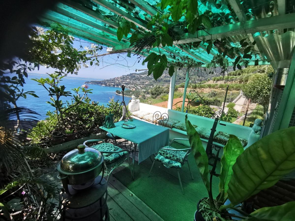 Romantic Casa Lorenzina Affittacamere Ventimiglia Ngoại thất bức ảnh