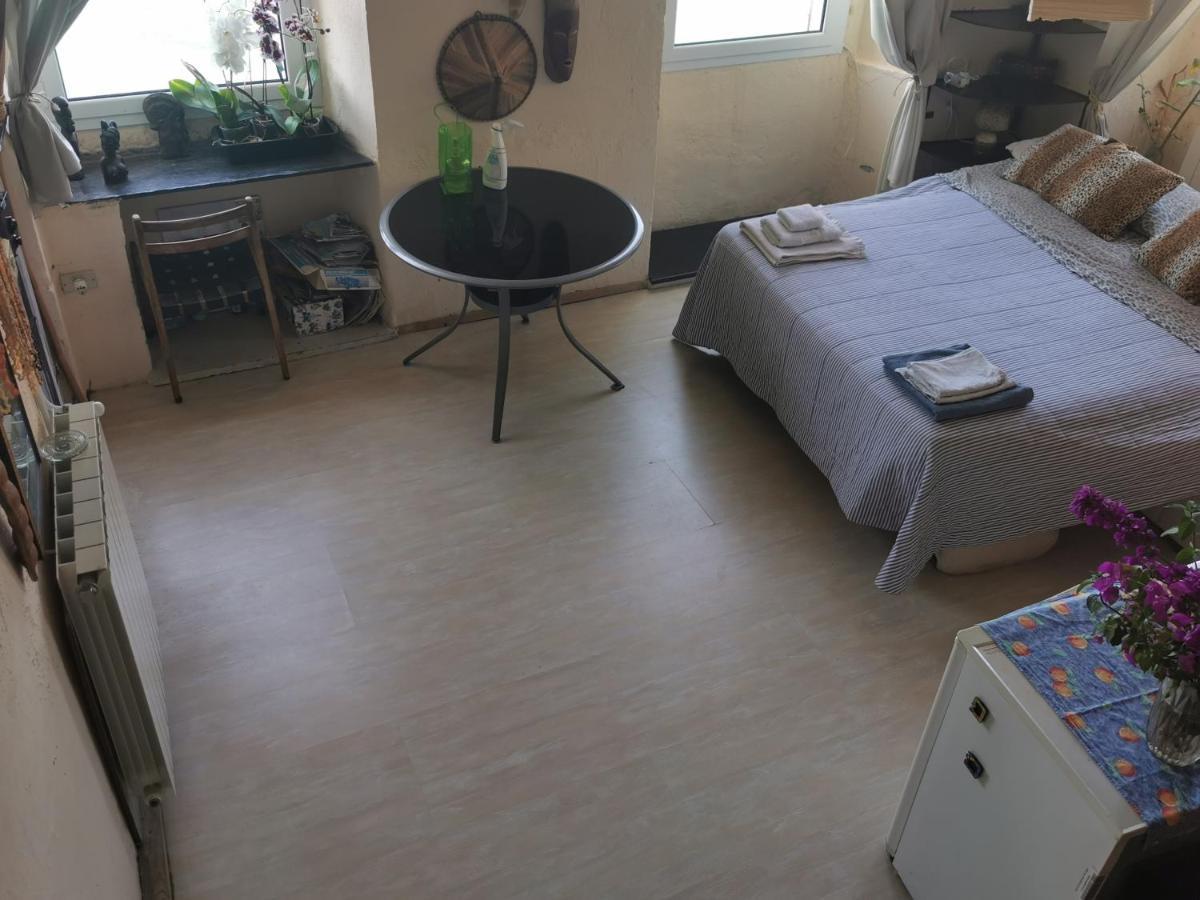 Romantic Casa Lorenzina Affittacamere Ventimiglia Ngoại thất bức ảnh