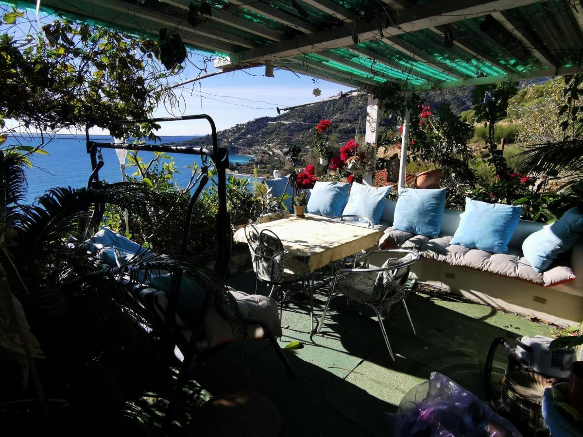 Romantic Casa Lorenzina Affittacamere Ventimiglia Ngoại thất bức ảnh